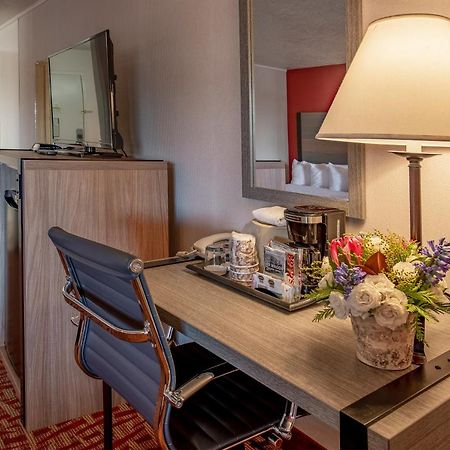 49'Er Inn & Suites Джаксън Екстериор снимка