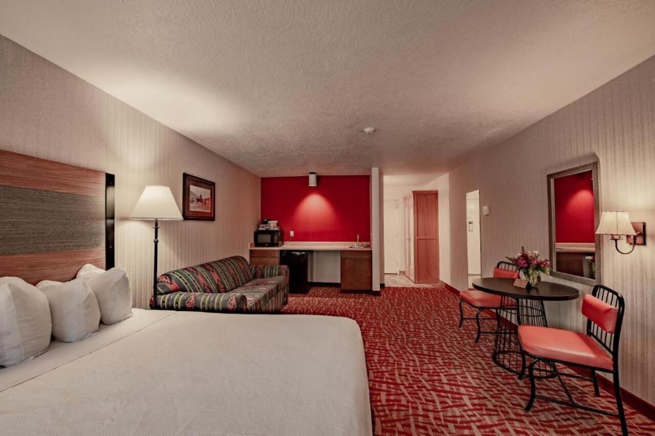 49'Er Inn & Suites Джаксън Екстериор снимка