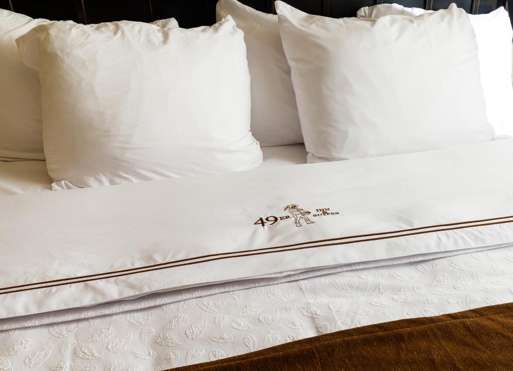 49'Er Inn & Suites Джаксън Екстериор снимка
