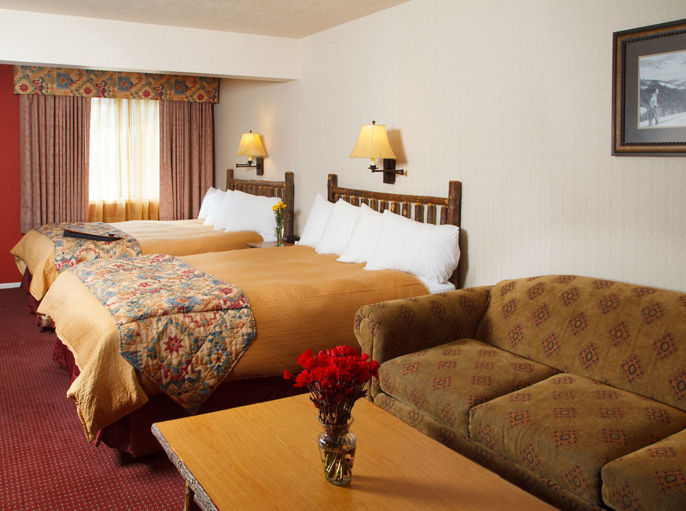 49'Er Inn & Suites Джаксън Екстериор снимка