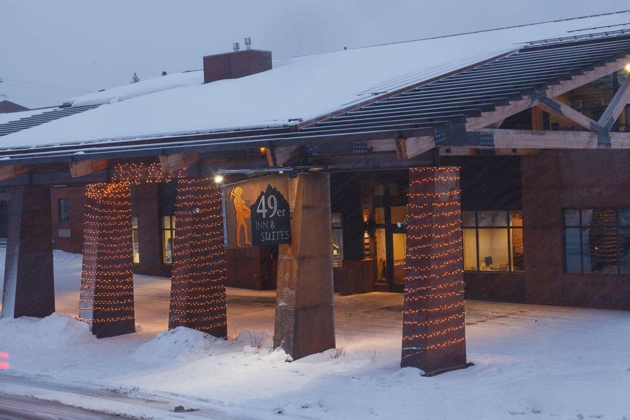 49'Er Inn & Suites Джаксън Екстериор снимка